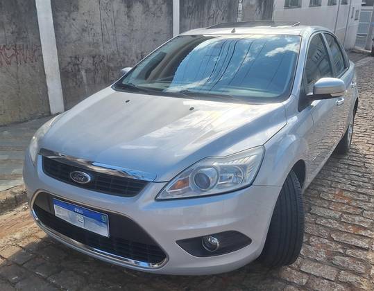 FORD FOCUS 2.0 TITANIUM SEDAN 16V FLEX 4P AUTOMÁTICO FORD FOCUS 2.0 TITANIUM SEDAN 16V FLEX 4P AUTOMÁTICO